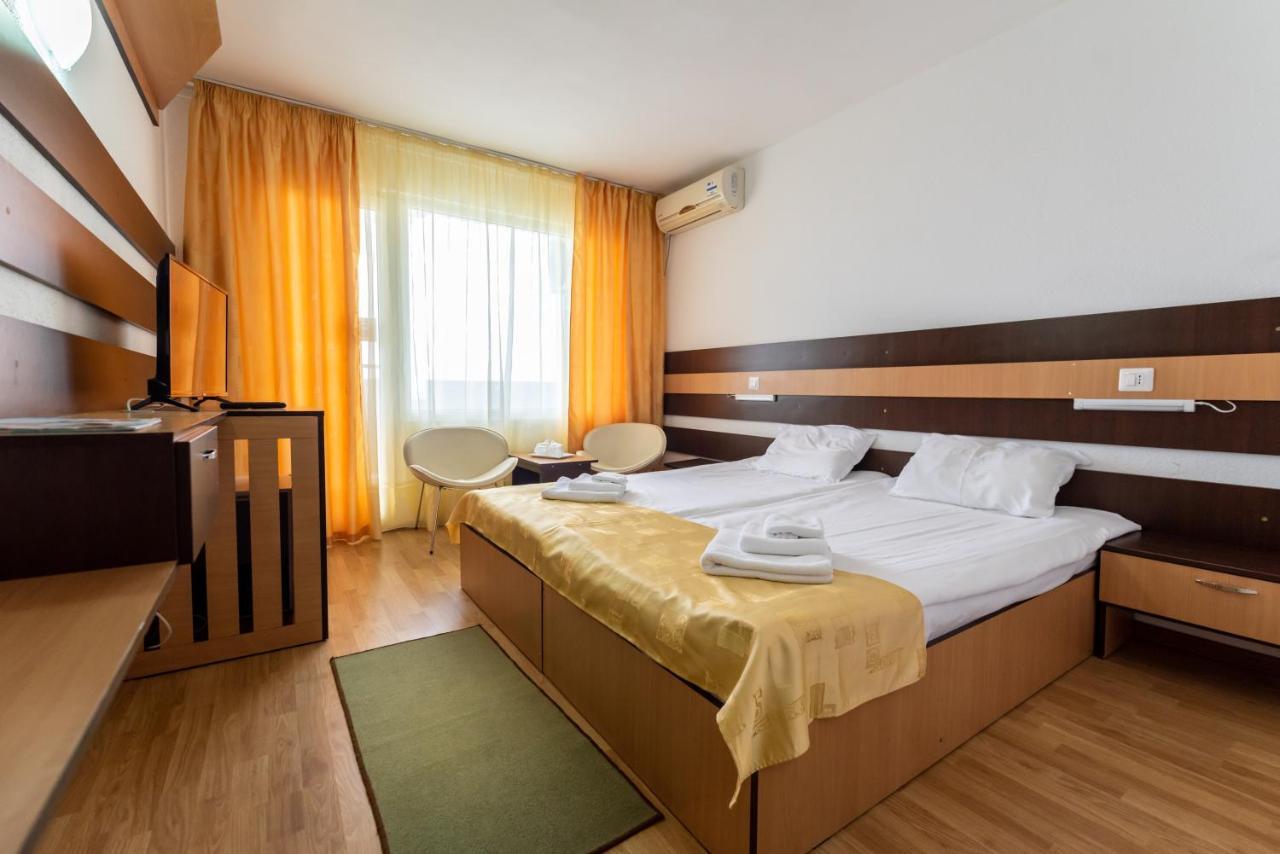 Hotel Capitol Юпітер Екстер'єр фото
